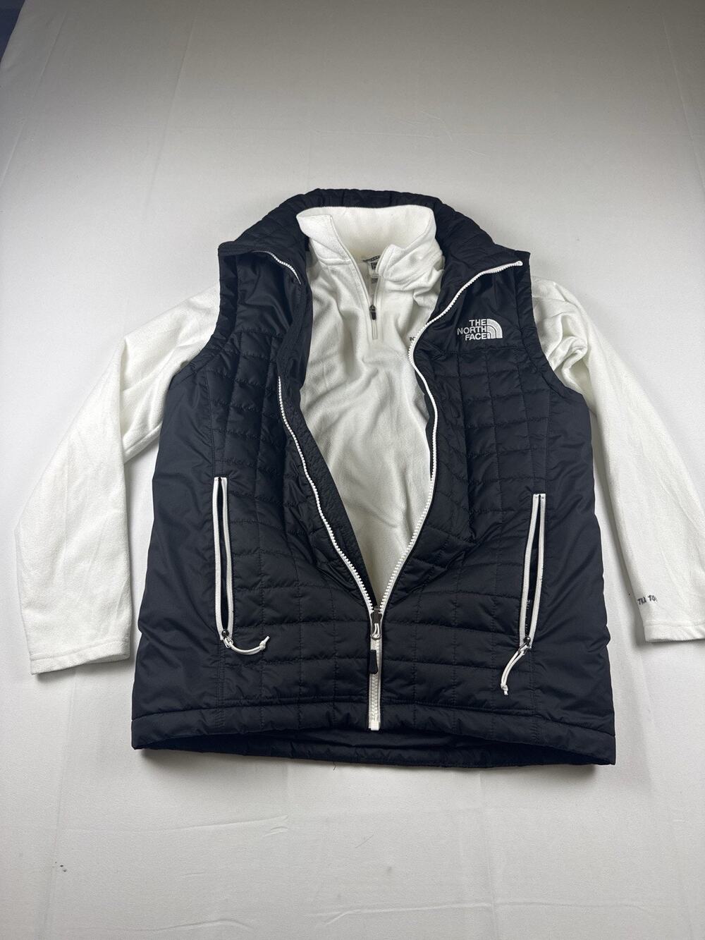 North Face Vest XS + Fleece Womens M Bundle Black White Jacket